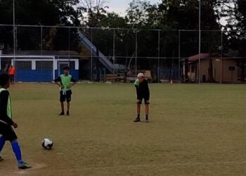 escolinhas gratuitas de futebol no Jd. Santo André