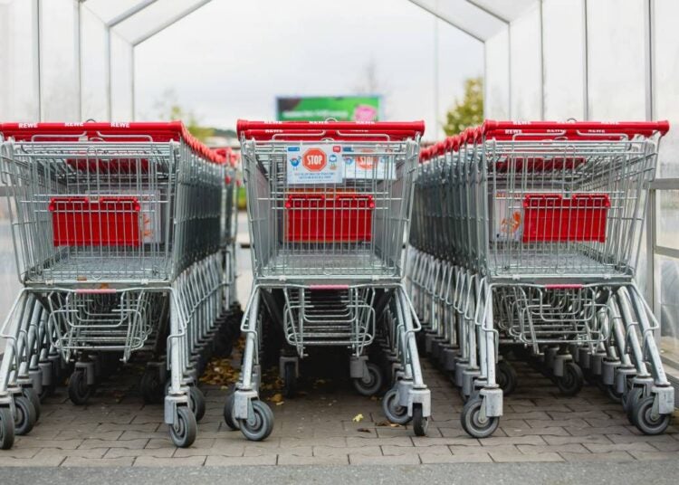 Lojas dos Supermercados Caetano