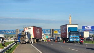 Acidentes na Rodovia Dom Pedro I causam lentidão em Campinas