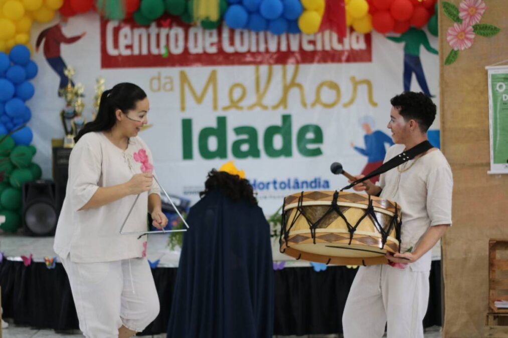 Espetáculo teatral SusteABELHA