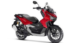 Honda ADV 160 chega ao Brasil como “SUV de duas rodas”, mas preço e freios geram polêmica