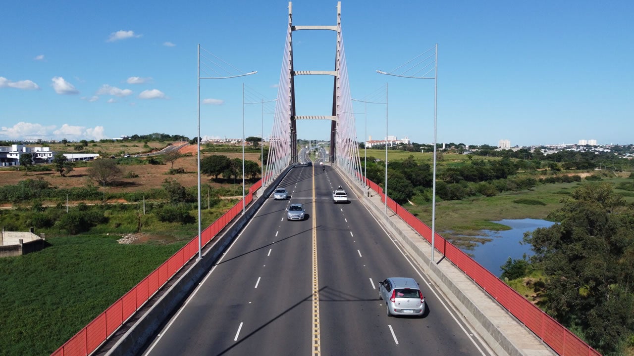 Ponte Estaiada