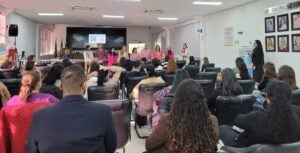 Hortolândia capacita profissionais sobre desenvolvimento infantil