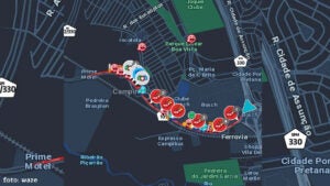 Trânsito lento na SP-101 após acidente com moto na noite de quarta-feira (25/06)