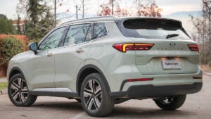 Ford Territory 2026 chega ao Brasil com novo visual, mais tecnologia e preço mantido