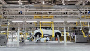 BYD Inicia Nova Era Automotiva no Brasil com Inauguração de Fábrica e 1º Carro Híbrido Plug-in Flex do Mundo