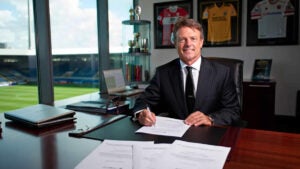 A influência dos empresários no destino dos jovens talentos: agentes ou donos de carreira?