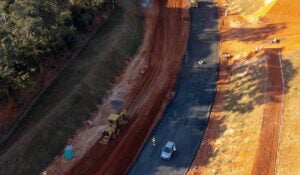 Obra para nova passagem inferior no Green Park entra em fase de pré-pavimentação