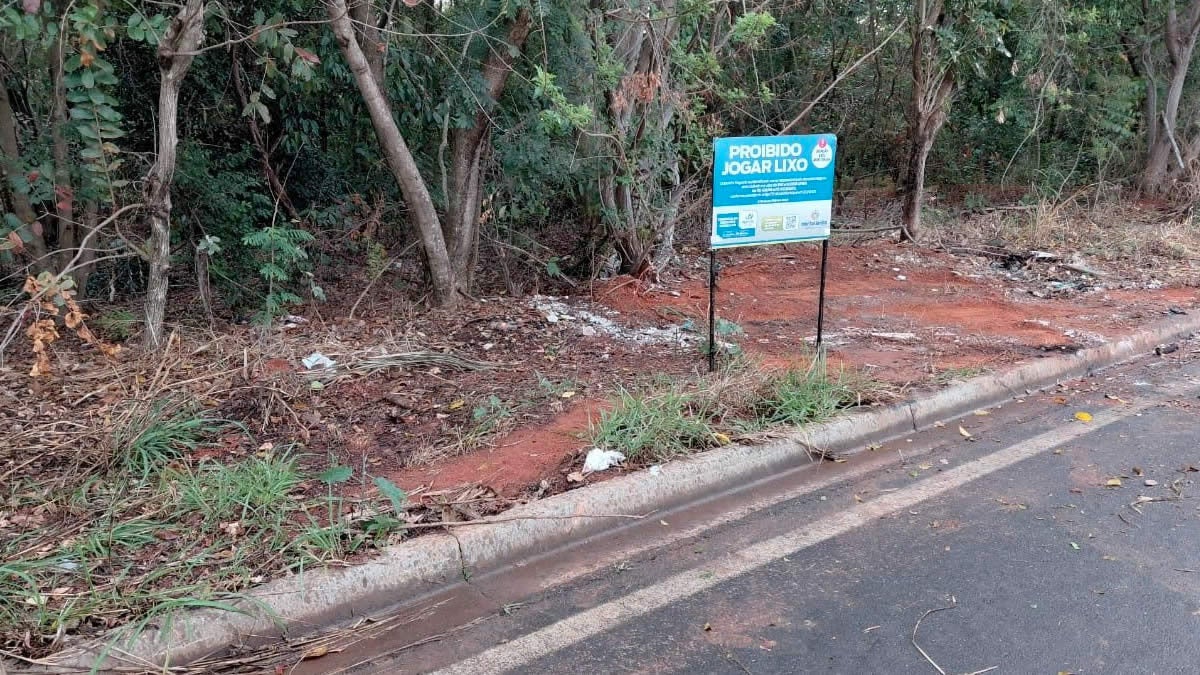 descarte irregular de lixo