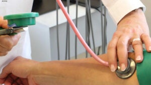 Moradora de Hortolândia denuncia demora e descaso no atendimento para dor crônica no ombro