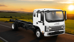 JAC Motors pode lançar linha de caminhões a diesel no Brasil após Congresso Fenabrave