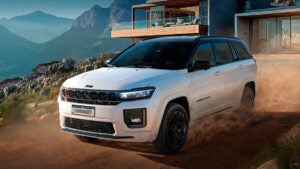 Jeep Commander 2026 estreia no Brasil com novo visual, mais tecnologia e preços reduzidos