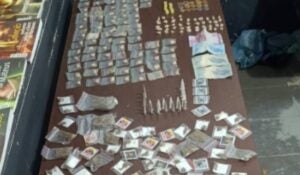 Traficante de “primeira viagem” é flagrado com de drogas no Jd. Rosolém