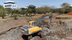 Iniciada obra de canalização de córrego no Amanda