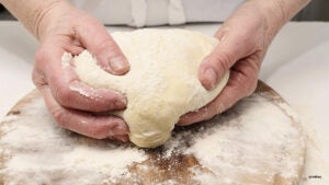 Cursos gratuitos de Padeiro e Confeiteiro em Hortolândia