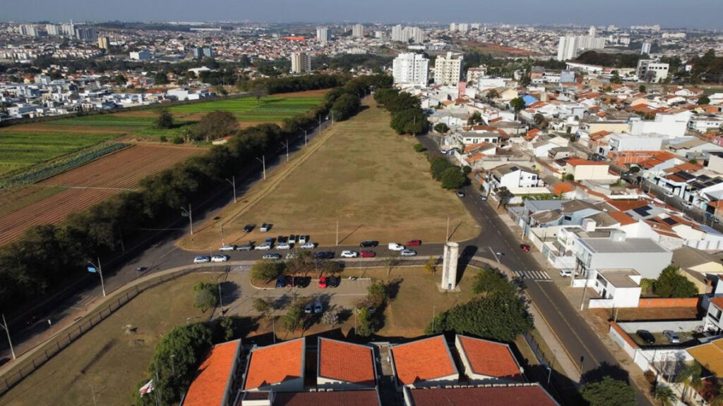 praça no Jardim Firenze