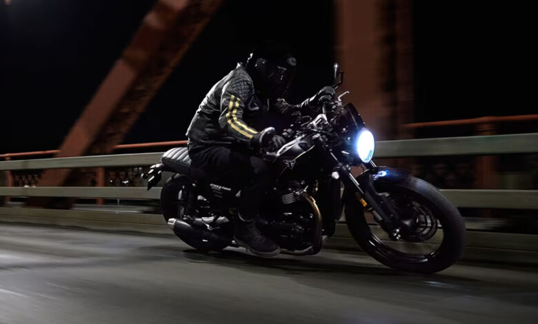 Speed Twin 900