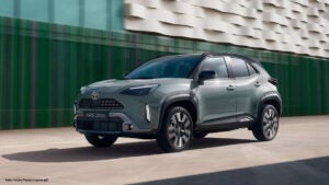 Toyota Yaris Cross chega ao Brasil com consumo de 32 km/l