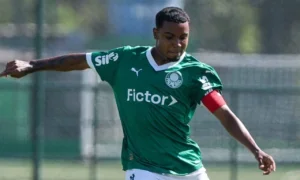 Palmeiras renova contrato com promessa convocada para Seleção Brasileira