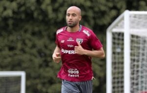 Lucas Moura avança na recuperação no São Paulo