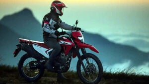 Nova Honda XR 300L: potência, tecnologia e versatilidade em uma trail de respeito