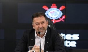 Corinthians faz rastreamento das pendências deixadas por gestão Augusto Melo
