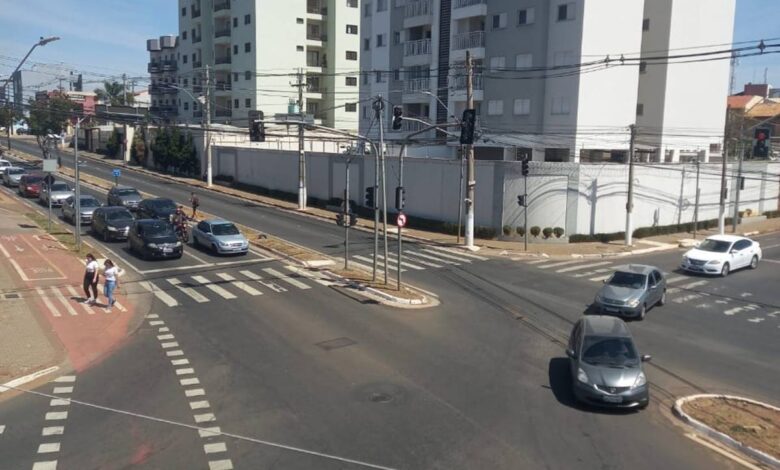 via marginal da Av. Santana