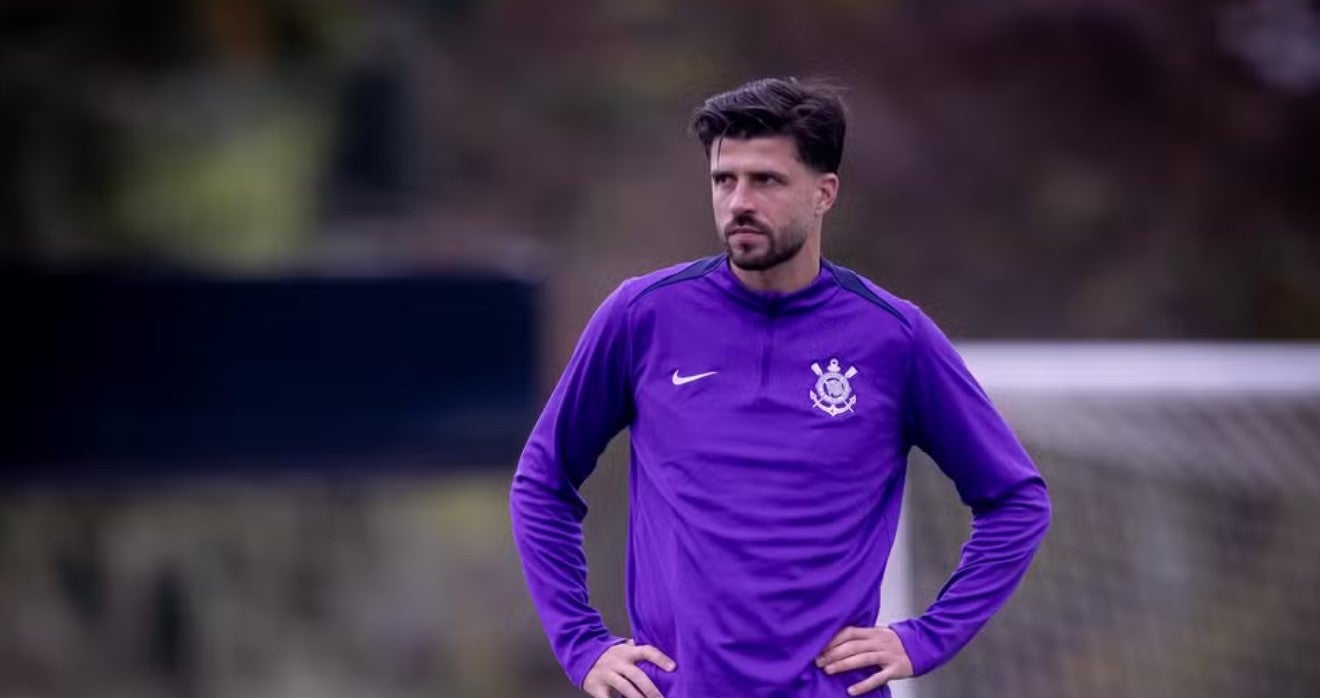 Atacante do Corinthians afastado, tem destino indefinido no time