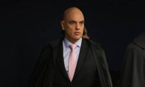 Moraes vota pela condenação de Bolsonaro por tentativa de golpe de Estado