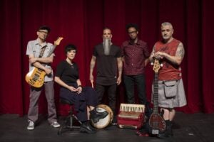 Dia das Crianças em Hortolândia: Pato Fu, bonecos e hip hop infantil animam evento gratuito