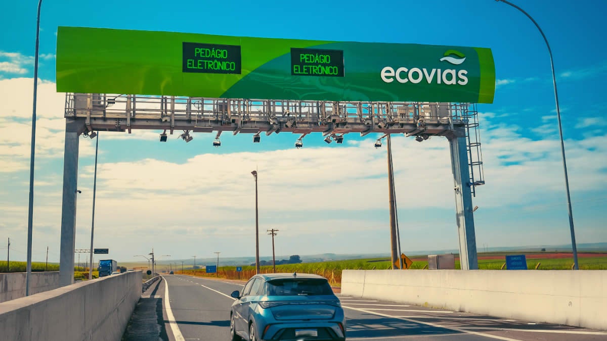 pórticos de pedágio