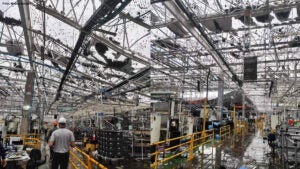 Forte chuva causa danos na fábrica da Toyota em Porto Feliz; produção é interrompida