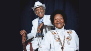 Roda de Mestres reúne os cantadores em praça de Campinas