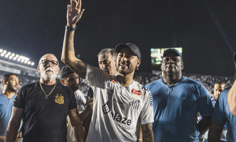 Neymar apresentado