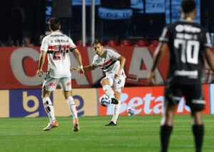 São Paulo tem apenas dois zagueiros a disposição