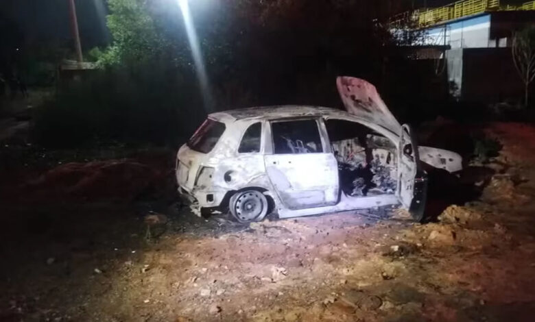 Corpo carbonizado em carro de moradora de Hortolândia é encontrado em Sumaré - Foto: Corpo de Bombeiros