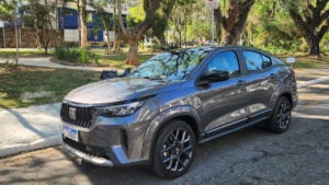 Fiat Fastback 2026 Impetus Hybrid T200 AT: eficiência, tecnologia e versatilidade no dia a dia