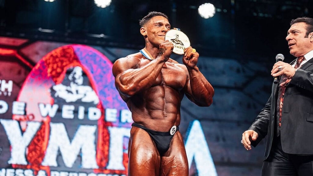 Ramon Dino é campeão do Mr Olympia
