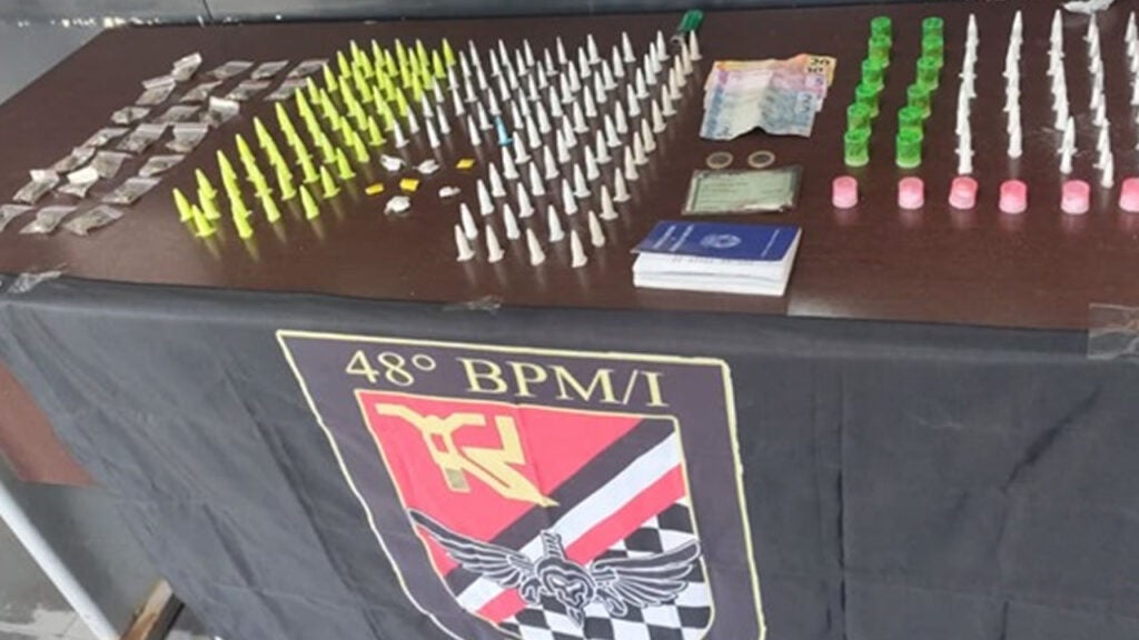 Tráfico de drogas em Hortolândia dupla é presa pela ROCAM no Jardim Amanda