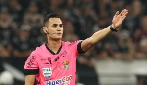 Árbitro de jogo do São Paulo já teve erro contra o clube; relembre