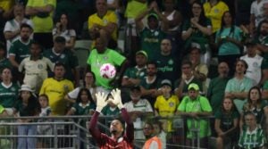 Carlos Miguel evita derrota do Palmeiras nos acréscimos