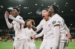 Com gols de Andrey Santos e Estêvão, Chelsea vence o Wolves em jogo eletrizante