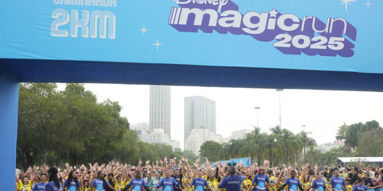 disney magic run 2025 - Evento reuniu mais de 12 mil pessoas no Aterro do Flamengo (Créditos: @Bruno_Contrino)