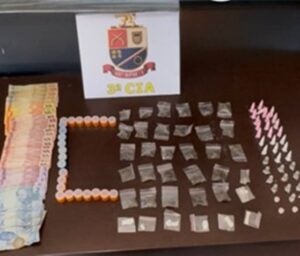 Polícia prende homem por tráfico de drogas no Jd. São Jorge