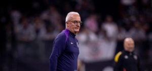 Corinthians tem dúvida para o gol contra o Grêmio