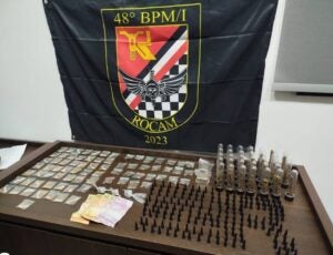 Polícia prende homem por tráfico de drogas após fuga no Jardim Amanda