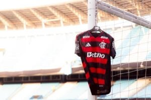 Quanto o Flamengo ganhou na Libertadores 2025?