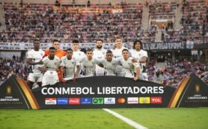 Adversário do Palmeiras passou por três brasileiros em 2025