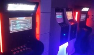 Apreensão de drogas e destruição de caça-níqueis marcam operação policial em Sumaré