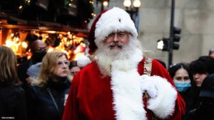O Bom Velhinho chega ao Shopping Parque das Bandeiras com uma grande festa natalina